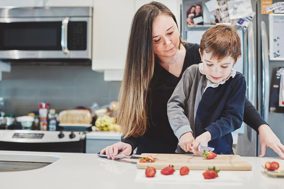 Canadian Armed Forces family preparing for a move to a new home